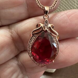 🧡Red Teardrop Pendant Necklace Rose Gold Setting and Chain🧡